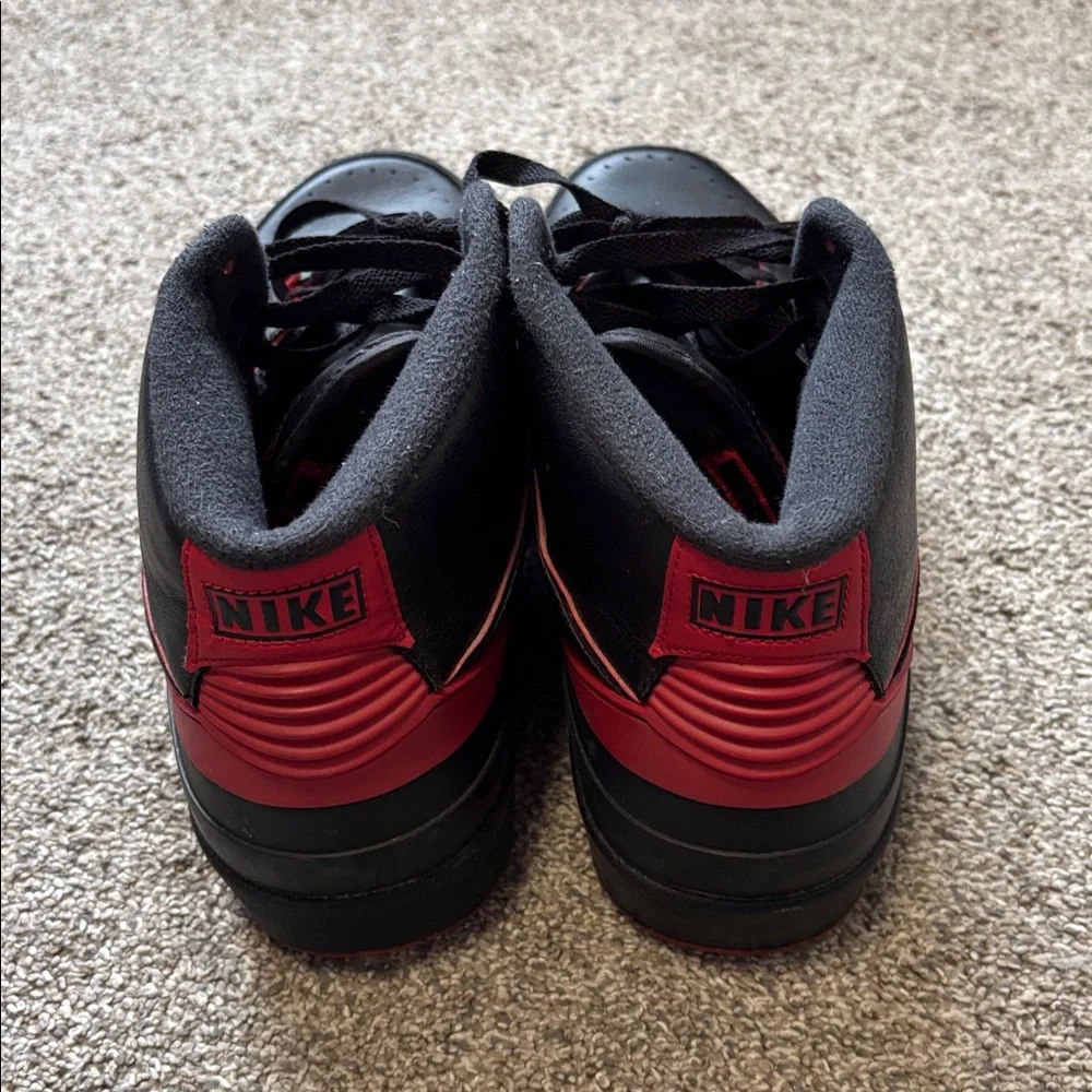 Air Jordan 2 Retro Black/Red Size Men’s 10.5 2015 Release 834274-001